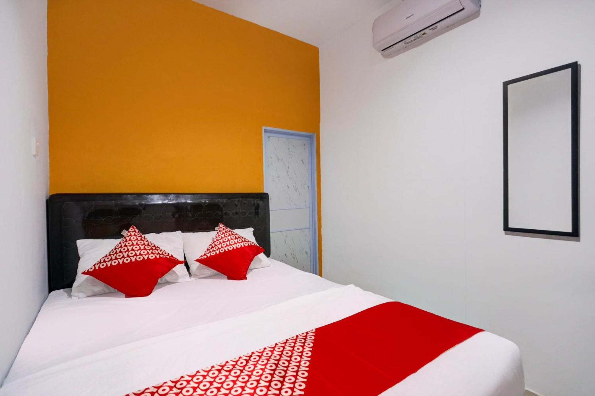 Super Oyo Capital O 93076 Batam Backpacker Guesthouse 2 Pembunuh Exterior foto