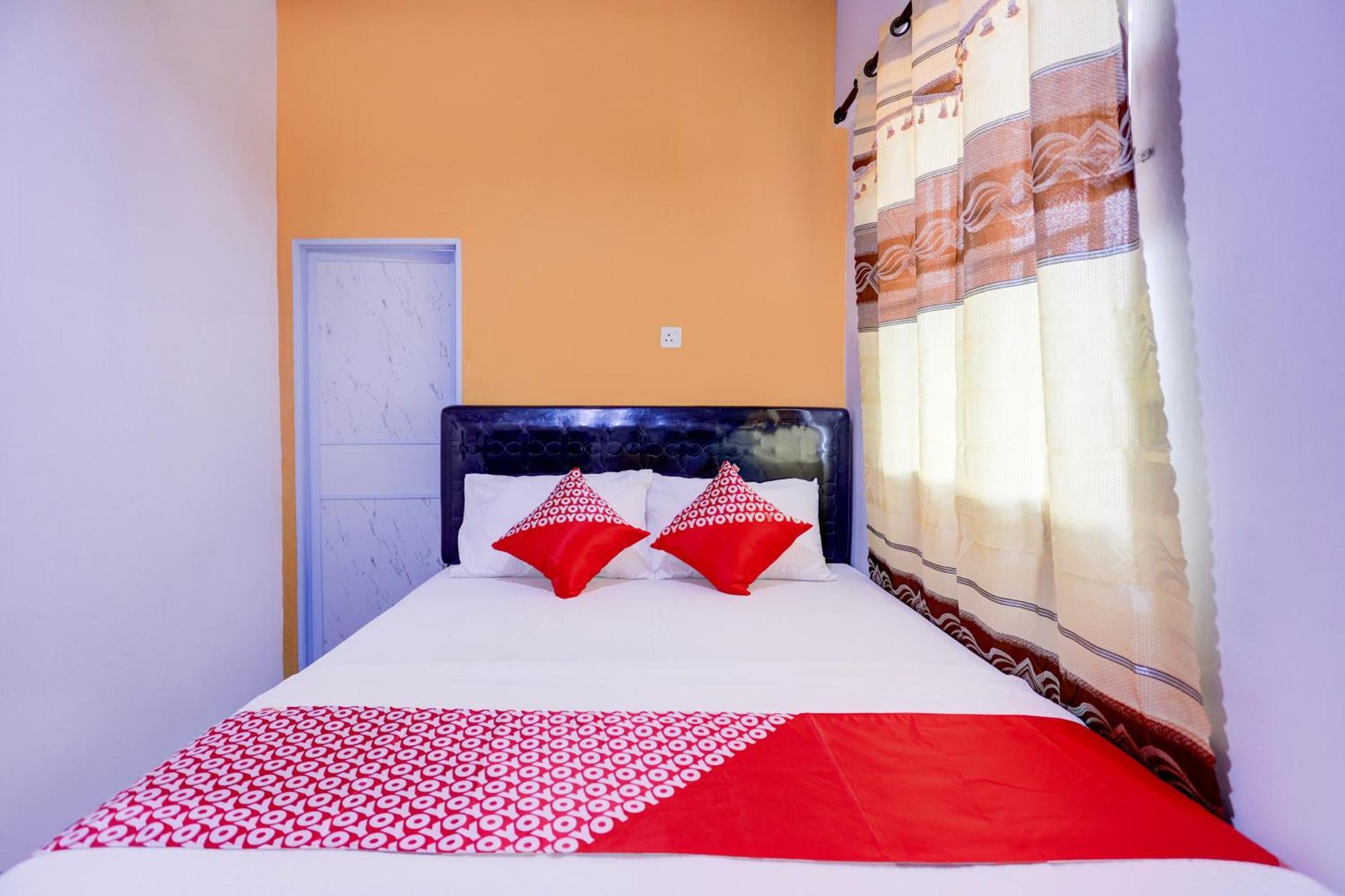 Super Oyo Capital O 93076 Batam Backpacker Guesthouse 2 Pembunuh Exterior foto